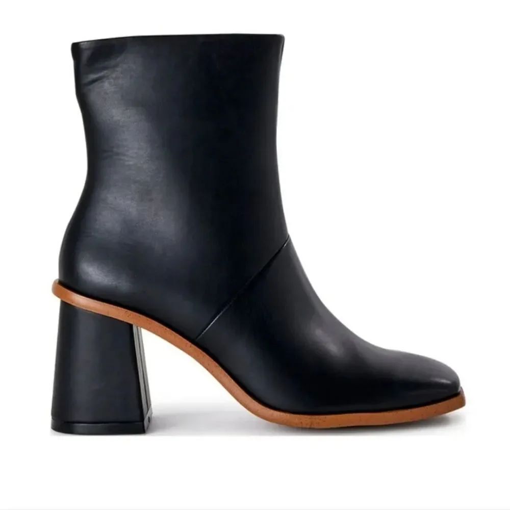 BRAND NEW TIME AND TRU  WOMEN'S SQUARE-TOE DRESS BOOTIES
